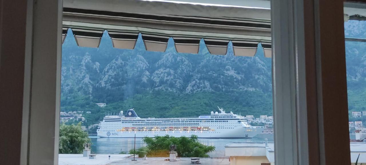 Apartment Oaza Kotor Zewnętrze zdjęcie