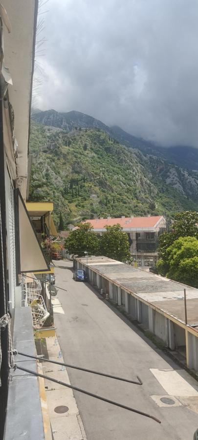 Apartment Oaza Kotor Zewnętrze zdjęcie